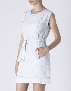 Vestido em denim desfiado com cinto - Blanco: 29,99€
