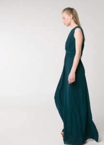 Vestido debruns com pormenores abertos - Mango Outlet: 31,99€ (79,99€)