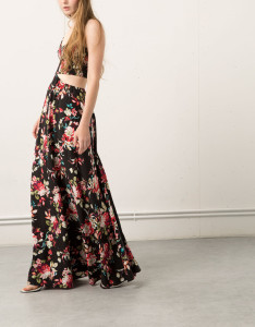 Vestido comprido com aberturas laterais - Bershka: 35,99 €